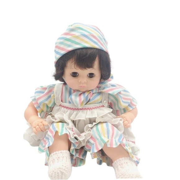 Madame Alexander‎ PussyCat Doll 1977 Brown Hair, Blue Eyes, Striped Outfit VTG